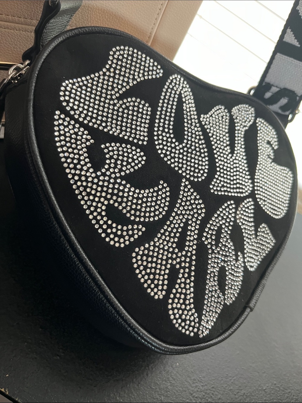 Karl Lagerfeld Black Heart Crossbody with Crystal Stud Motif - Picture 4 of 8